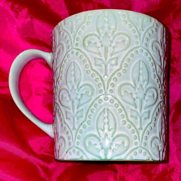 Fleur de Lys mug. 15 oz - Picture 4 of 5